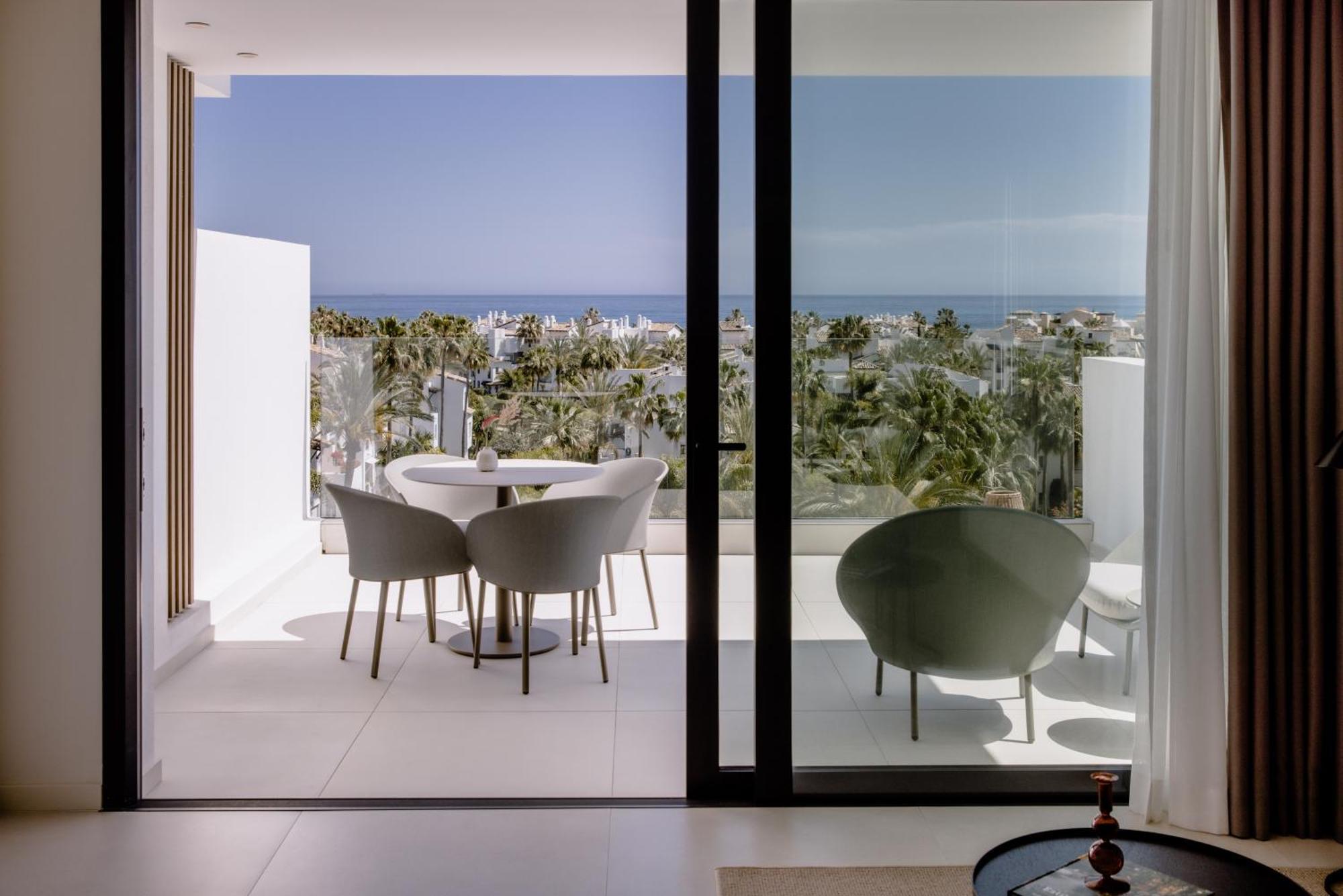 The Flag Hotel Marbella, Estepona Adult Recommended Экстерьер фото
