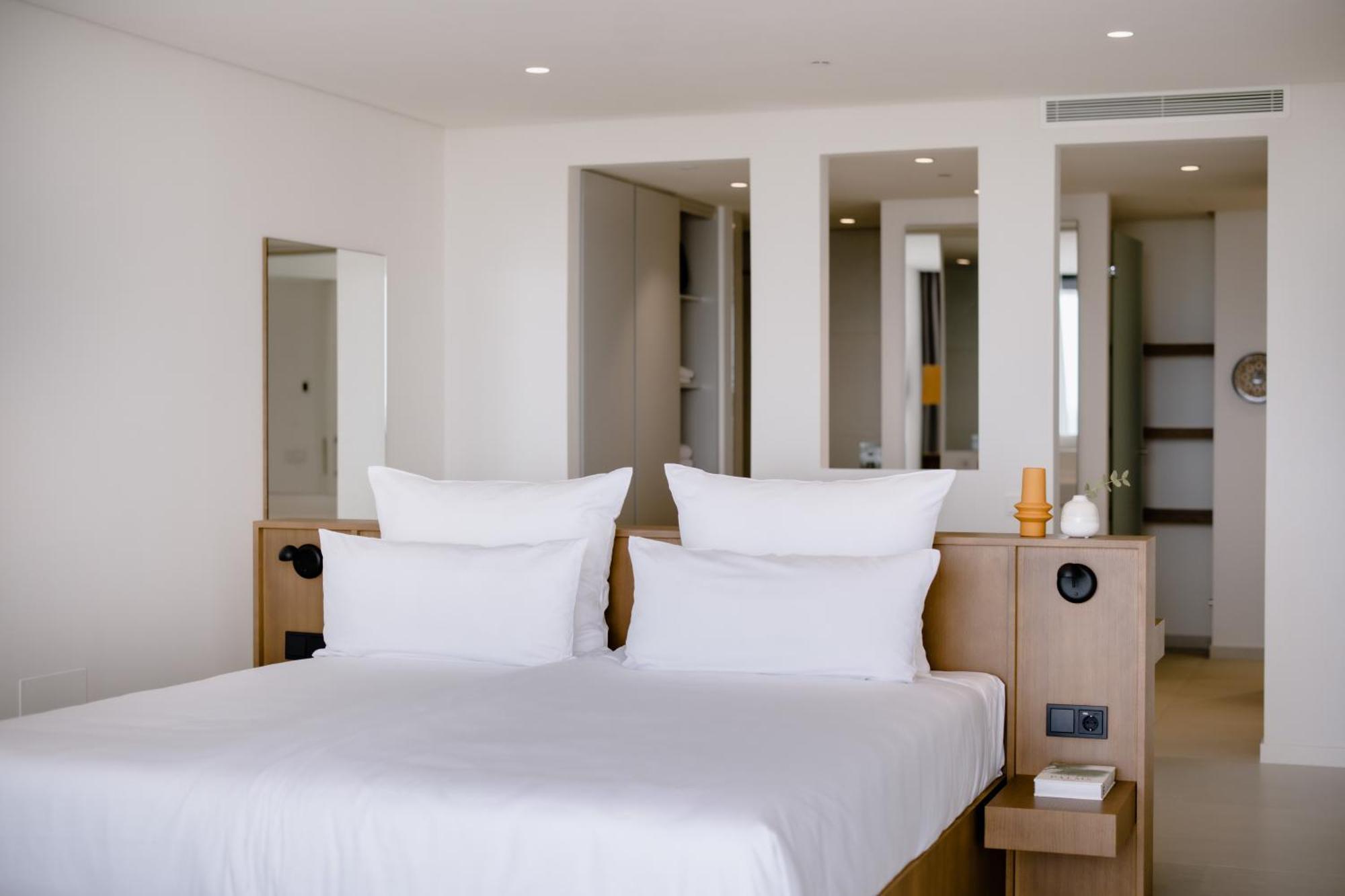 The Flag Hotel Marbella, Estepona Adult Recommended Экстерьер фото