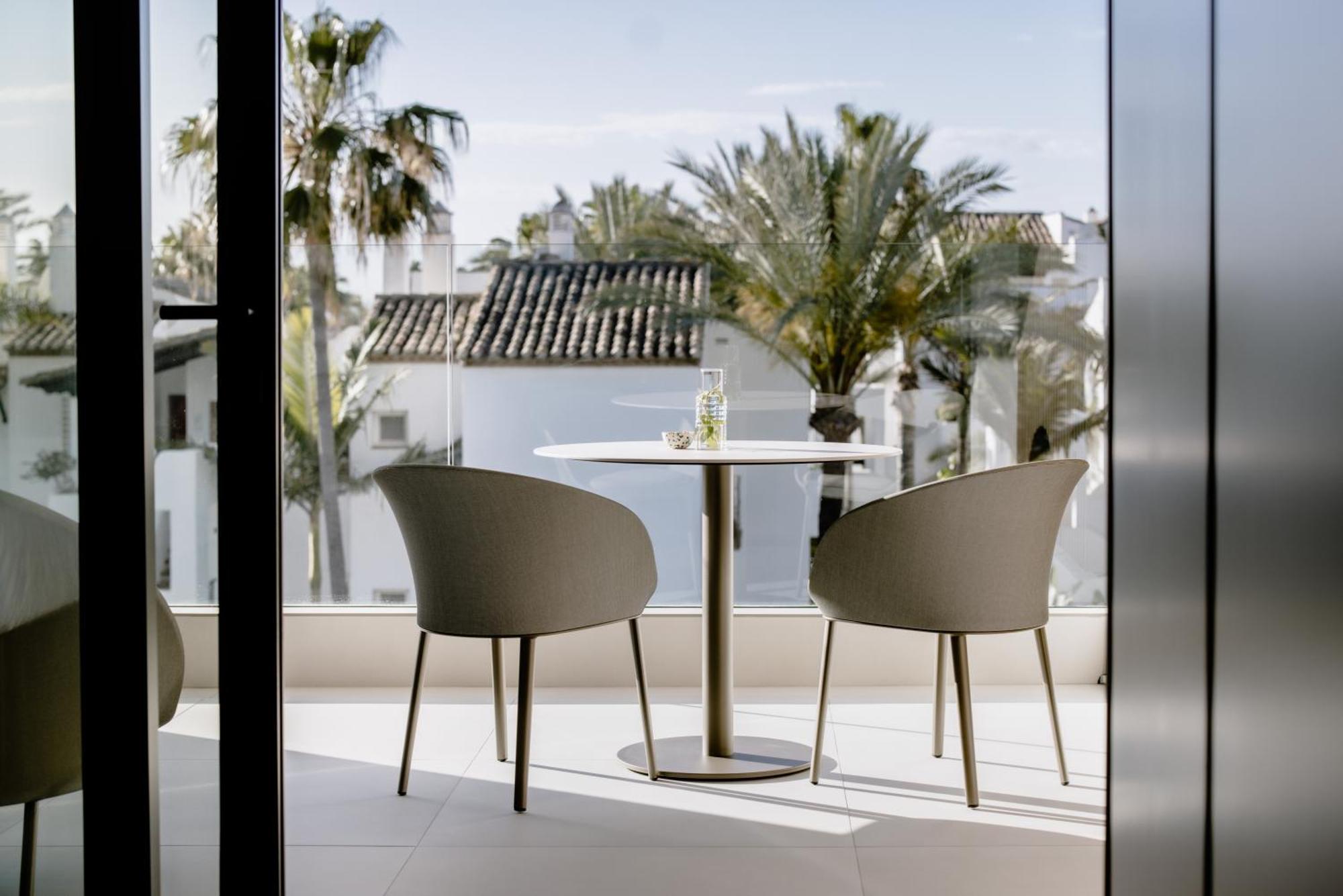 The Flag Hotel Marbella, Estepona Adult Recommended Экстерьер фото