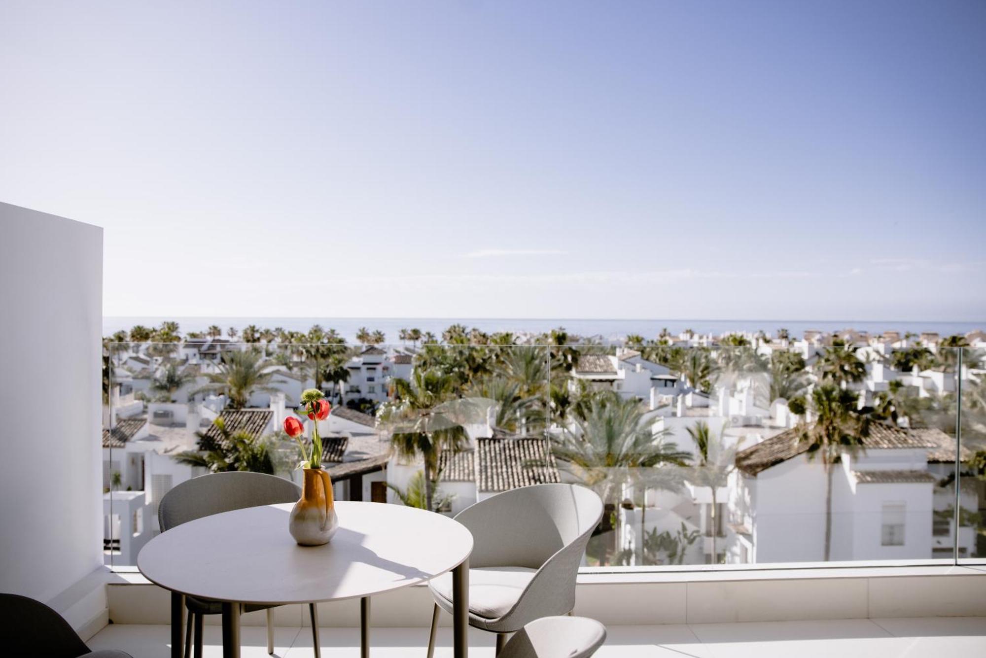 The Flag Hotel Marbella, Estepona Adult Recommended Экстерьер фото