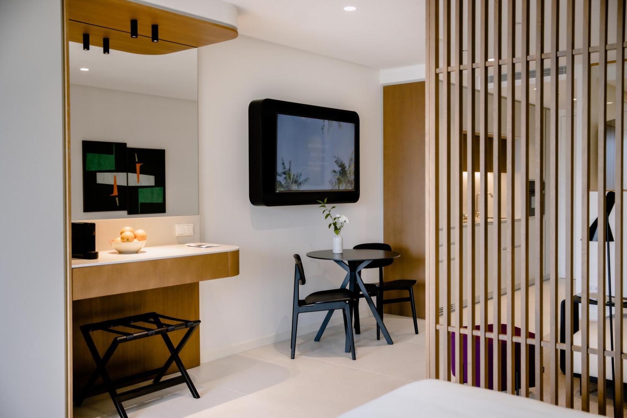 The Flag Hotel Marbella, Estepona Adult Recommended Экстерьер фото