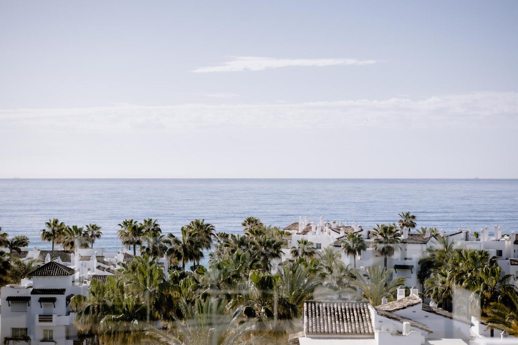 The Flag Hotel Marbella, Estepona Adult Recommended Экстерьер фото