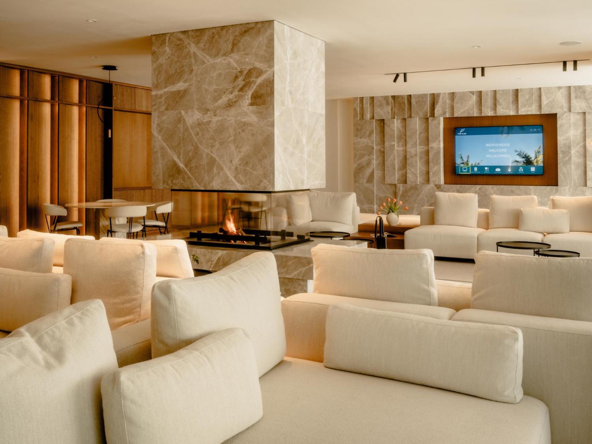 The Flag Hotel Marbella, Estepona Adult Recommended Экстерьер фото