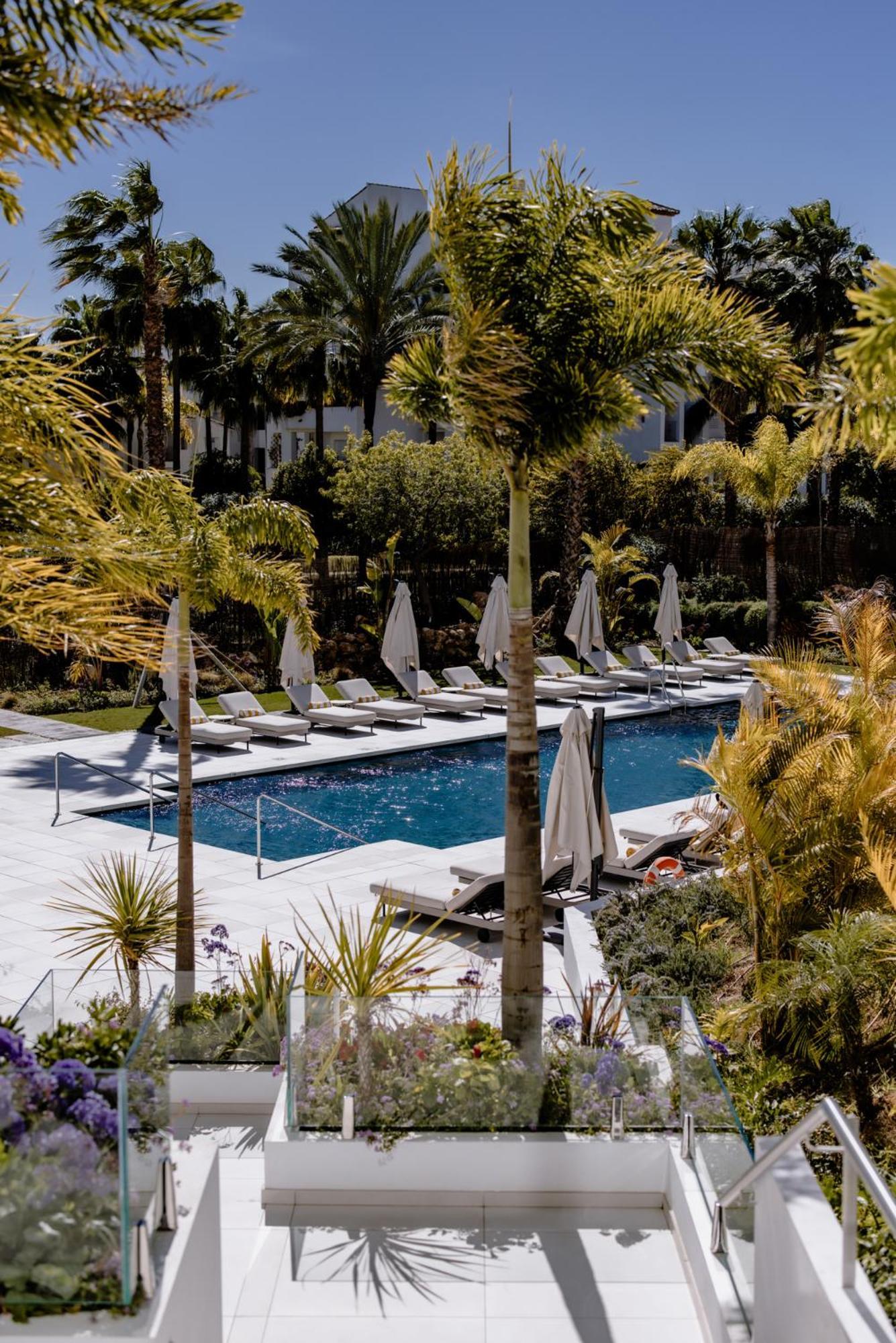 The Flag Hotel Marbella, Estepona Adult Recommended Экстерьер фото